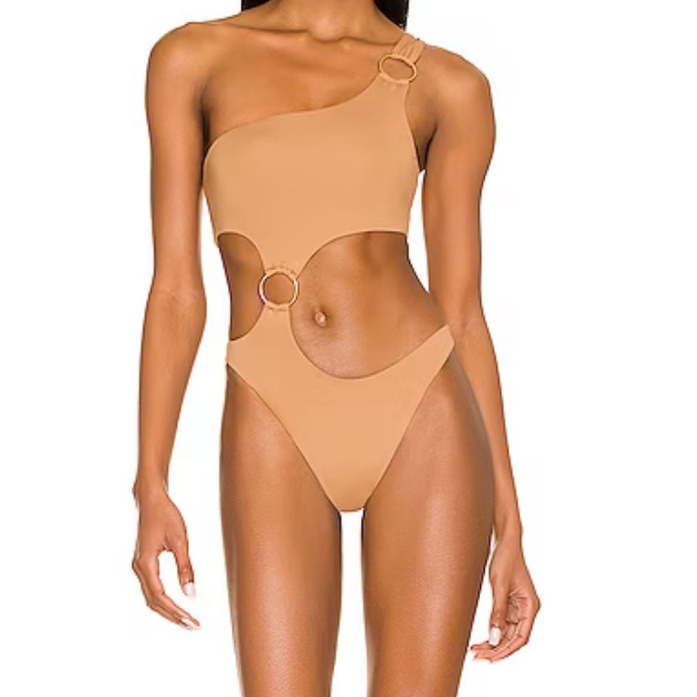 Lspace medium one piece